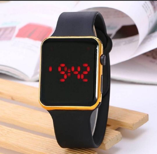 1Pcs%20Water%20Proof%20Black%20%20DegitalSports%20Watch%20Dry%20Cell%20Powered%20Youth%20Students%20Watch%20Led%20Degital%20Touch%20Display%20%20Sports%20Watch%20For%20Kids%20Boys%20And%20Girls%20-%20Image%204