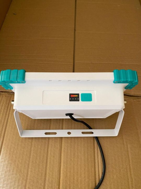 Solar%20Charging%20Hand%20Held%20Lamp%20300W%20-%20Image%203