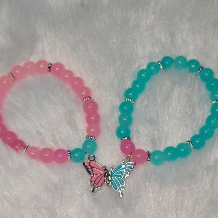 Beautiful%20pink%20and%20white%20butterfly%20charm%20bracelet%20Glass%20beads%20friendship%20bracelet%20for%20couples,%20best%20friends,%20girls%20-%20Image%205