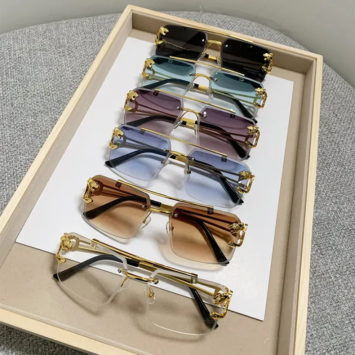Hiking%20High%20Quality%20Double%20Bridge%20Anti%20Light%20Glasses%20Women%20Square%20Large%20Frame%20Metal%20Eyewear%20Fashion%20Gradient%20Color%20Shades%20UV400%20-%20Image%202
