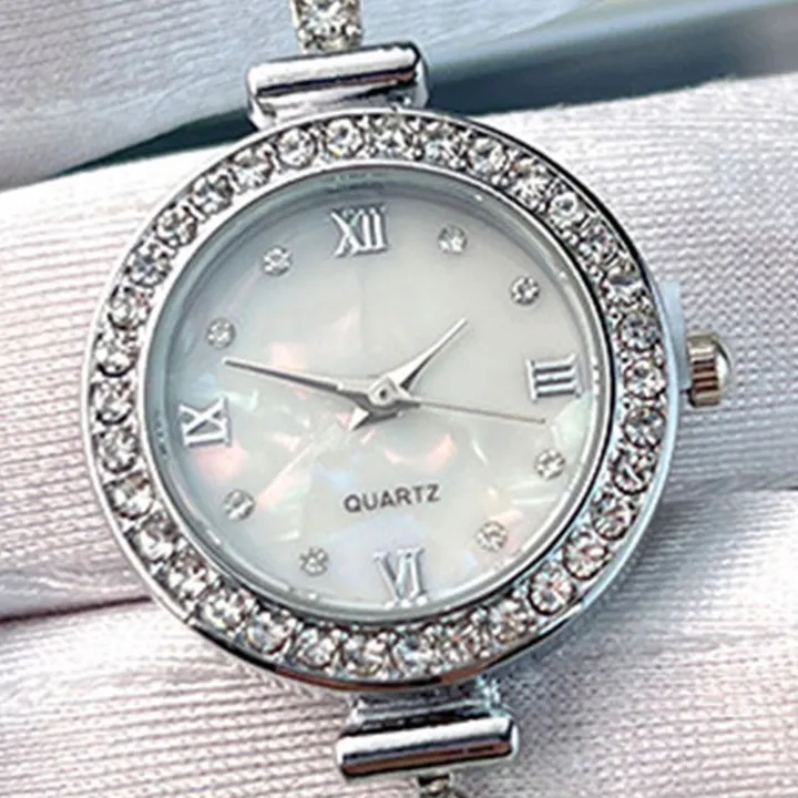Women's%20Premium%20Crystal%20Watch%20Luxurious%20Crystal%20Bracelet%20Design%20Wrist%20Watch%20for%20Outside%20Office%20Business%20Meeting%20-%20Image%204
