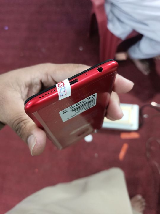 Vivo%20Y85%204Gb%20Ram%20%2064%20Gb%20Rom%20Face%20Lock%20And%20Finger%20Finger%20Lock%20Supported%20Only%20With%20Charger%20And%20Back%20Cover,%20(Box%20and%20Accessories%20Not%20Included%20)%20-%20Image%206