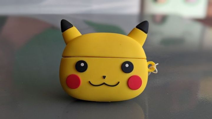 Premium%20Protective%20Cover%20for%20AirPods%20Pro%20and%20Pro%202nd%20Gen%20-%20Shockproof%20Earbuds%20Case%20-%20Image%203
