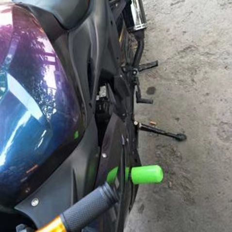 1%20Pair%20Universal%20Frame%20Slider%20Crash%20Protector%20for%20Motorcycle%20Scooter%20E-bike%20Falling%20Protection%20Engine%20Protection%20Stick%20-%20Image%203