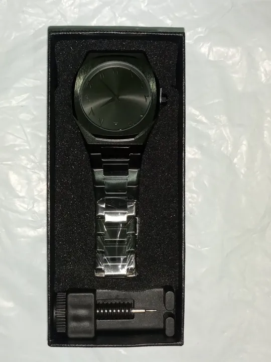 Stainless%20steel%20Arabic%20Black%20Watch%20Arabic%20Dial%20Aura%20Watch%20-%20Image%206