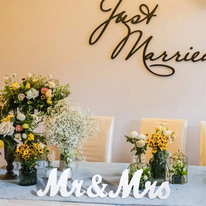 3pcs/set%20Wooden%20Mr%20&%20Mrs%20Sign%20Decoration%20For%20Wedding%20Party,%20Ceremony%20Check-In%20Desk,%20Dining%20Table,%20Suitable%20For%20Home,%20Hotel%20Decor%20-%20Image%203