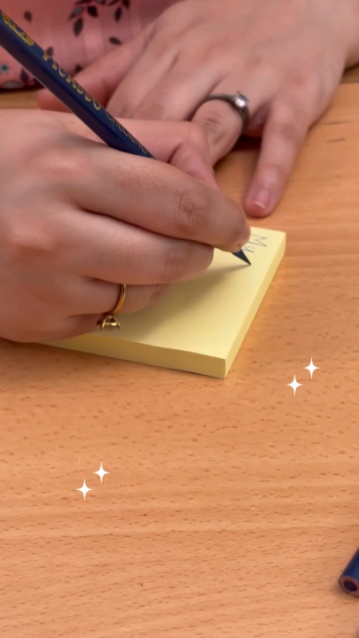 Picasso Checking 12 Pcs High Quality Colour Pencils