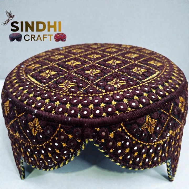 Sindhi%20Topi%20Classic%20Embroidery%20Cap%20%E2%80%93%20Traditional%20Cultural%20Wear%20%7C%20New%20Edition%202026%20-%20Image%204