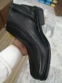 don carlos geniune leather shoe. 