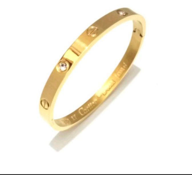 New Design bracelete  (kara) Golden color for girls and woman