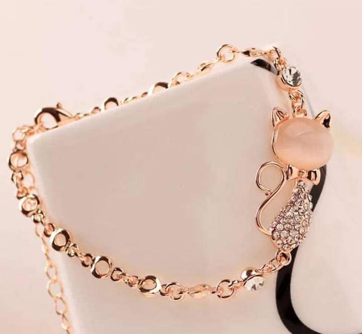 Opal Cute Cat Bracelet