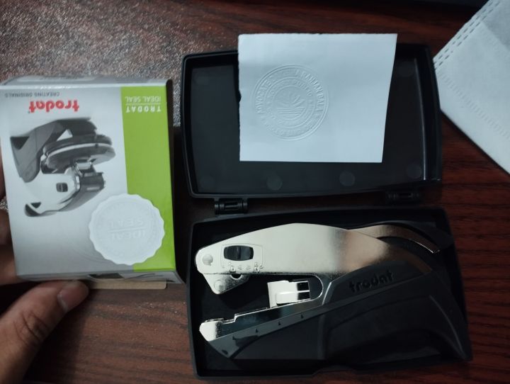 Emboss%20Seal%20-%20Image%208