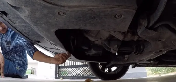 Yaris%20Engine%20Shield%20(%20Save%20Your%20Car%20From%20Rust%20)%20Engine%20Cover%20For%20Toyota%20Corolla%20Yaris%20Black%20Colour%20-%20Image%206