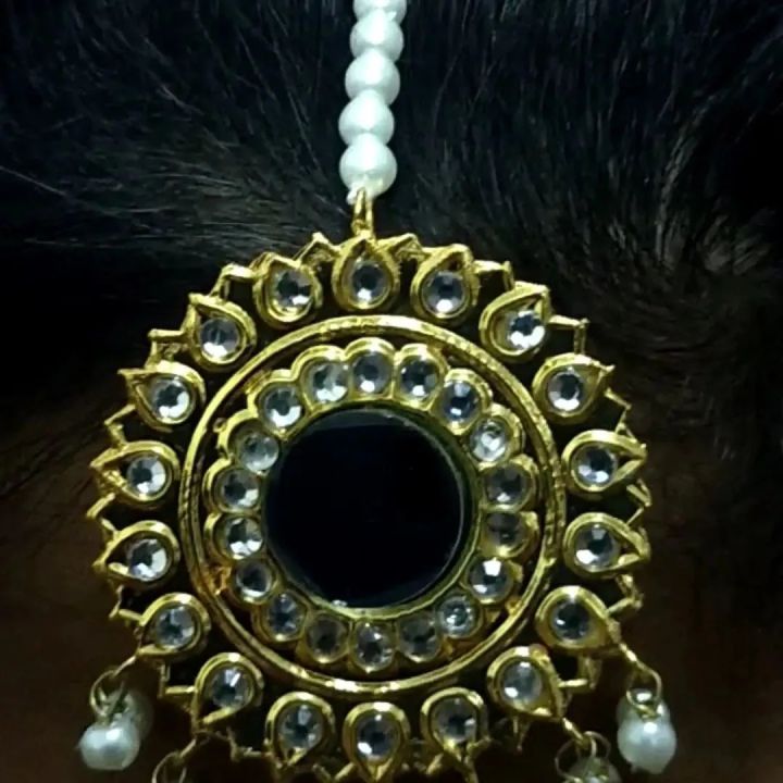 Bindiya%20for%20girls%20and%20ladies%20for%20weddings%20-%20Image%204