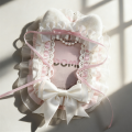 1Pc Plush Lace Photo Card Holder, Available in Yellow, Blue, Green, Purple, Pink, Featuring Cartoon Anime Characters, Suitable for Displaying and Holding Small Cards, Can Be Hung on a Backpack or Used as a Decorative Card Holder for Ita Bags. 