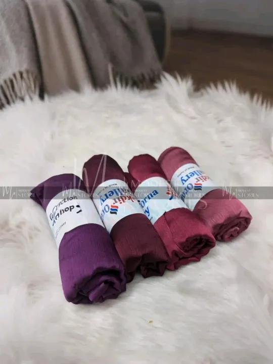 Zoom%20Hijab%20Mona%20Silk%20Hijab%20-%20Image%205