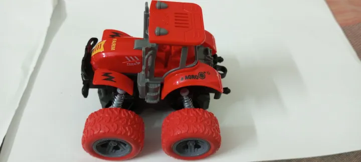 Ultimate%20Off-Road%20Thrills:%20Red%20Farm%20Monster%20Truck%20-%20Friction%20Power%20Fun%20for%20Children%20-%20Image%203
