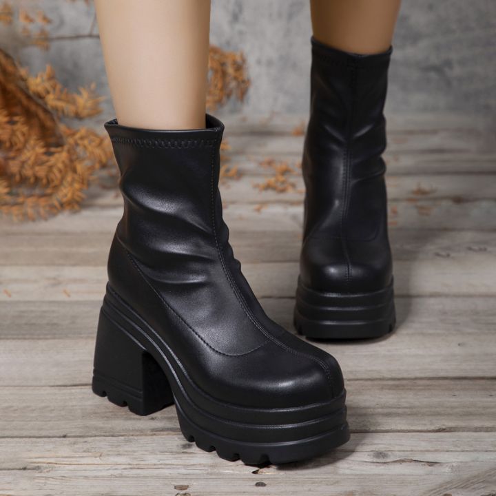 Women%20New%20Fashion%20Short%20Boots%20Women%20%20Leather%20Boot%20Square%20toe%20casual%20Zipper%20high%20heels%20Casual%20thick%20soled%20women%20shoes%20Zapatos%20-%20Image%205