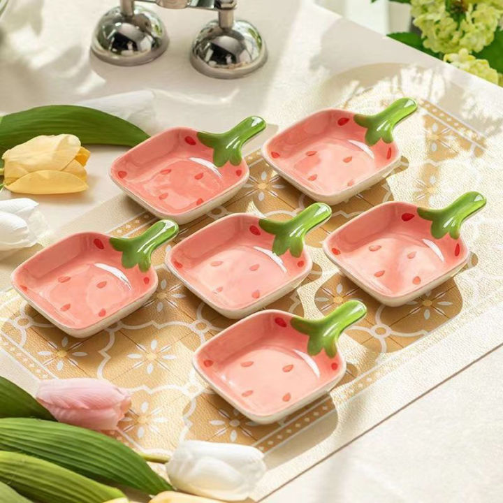 Super Cute Cartoon Strawberry Dipping Saucer Household Three-Dimensional Ceramic Saucer Ketchup Snack Plate Vinaigrette
