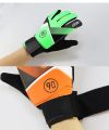 1 Pair Children Anti-Slip Glove Goalkeeper Gloves Finger Protection Goal Thickened Latex Football Gloves. 