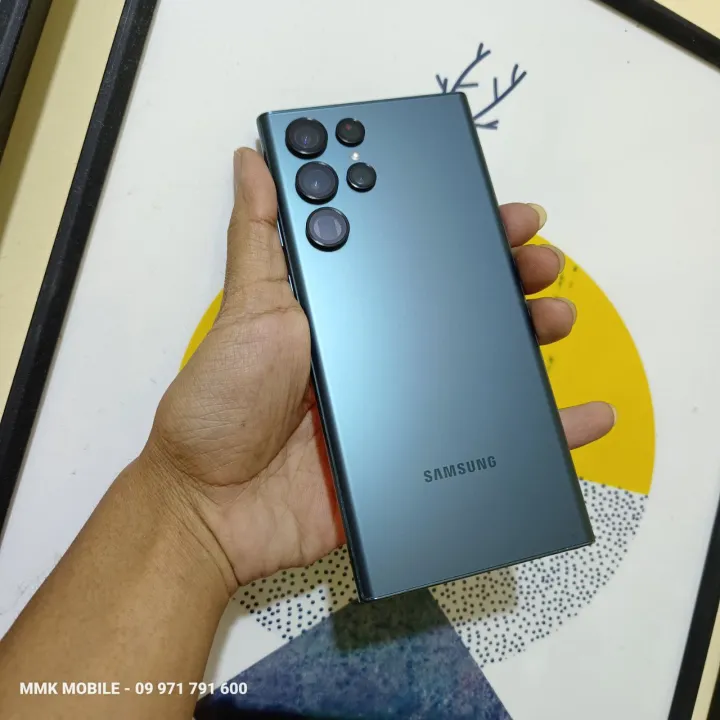 Samsung%20Galaxy%20S22%20Ultra%205G%0A%20(12+8/256GB)%20(Single%20Sim)%20(Showroom%20Display)%20(6.8%20Curve%20Display)%20-%20Image%203