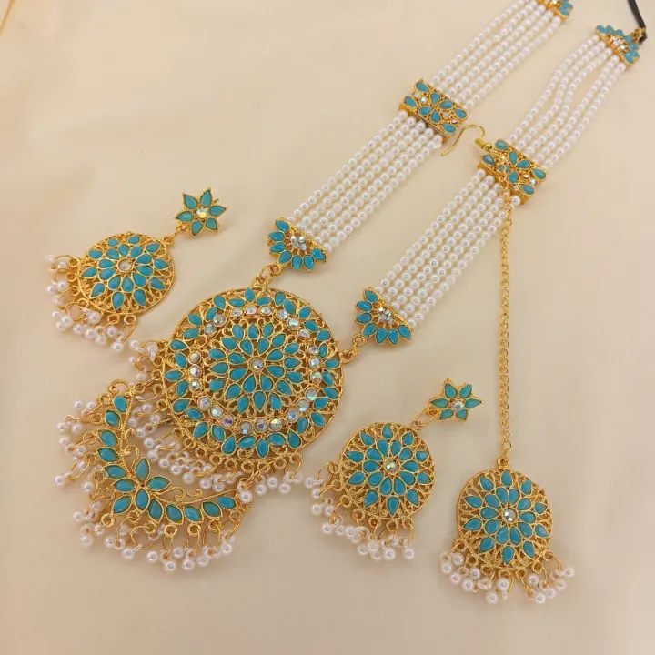 Sheta%20Women's%20Necklace%20Jewelry%20Accessory%20-%20Image%203