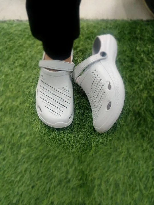 crocs%20gents%20-%20Image%203