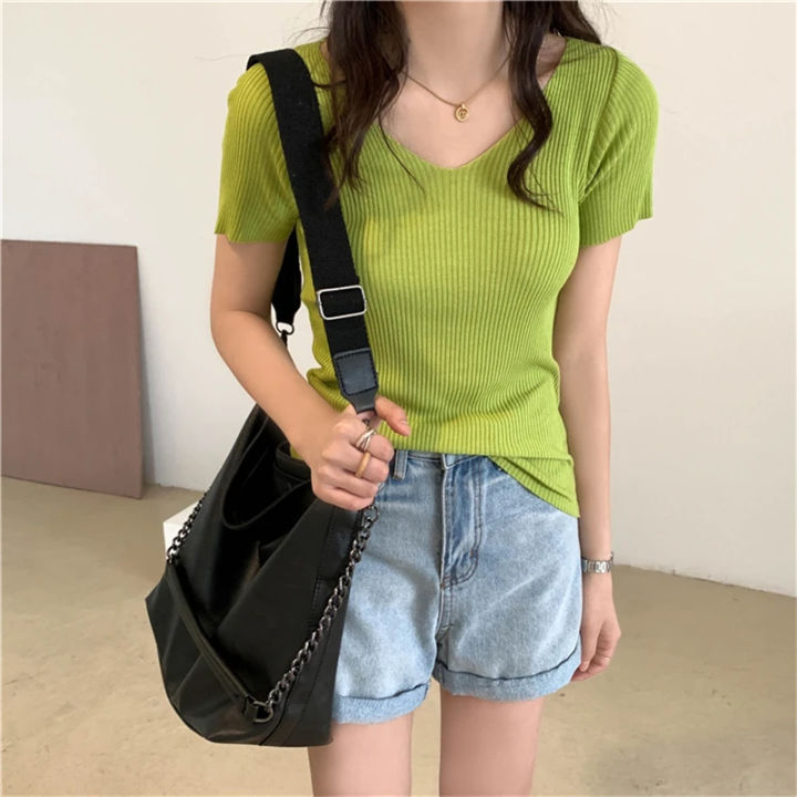 Basic%20V-neck%20Solid%20Thin%20Summer%20Pullover%20Women%20Female%20Knitted%20Ribbed%20Sweater%20Slim%20Short%20Sleeve%20Bodycon%20Sweater%20-%20Image%207