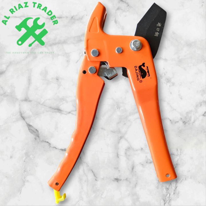 42mm%20ppr%20cutter/ppr%20pipe%20cutter/pprc%20cutter/PVC%20cutter/plastic%20pipe%20cutter.%20-%20Image%207