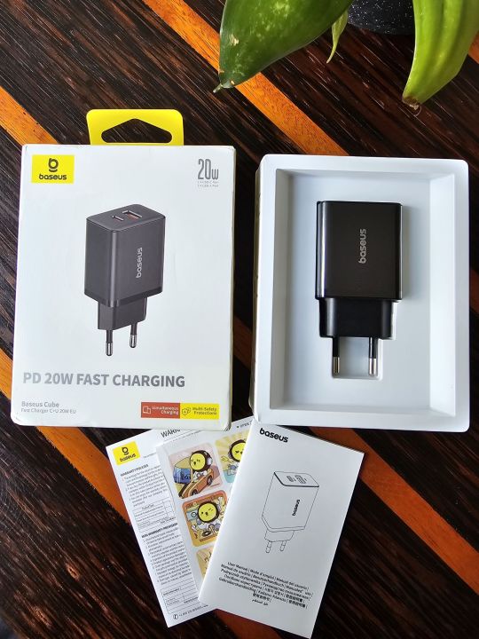 Baseus%2020W%20PD%20Quick%20Charger%20With%20Usb%20-%20Image%205