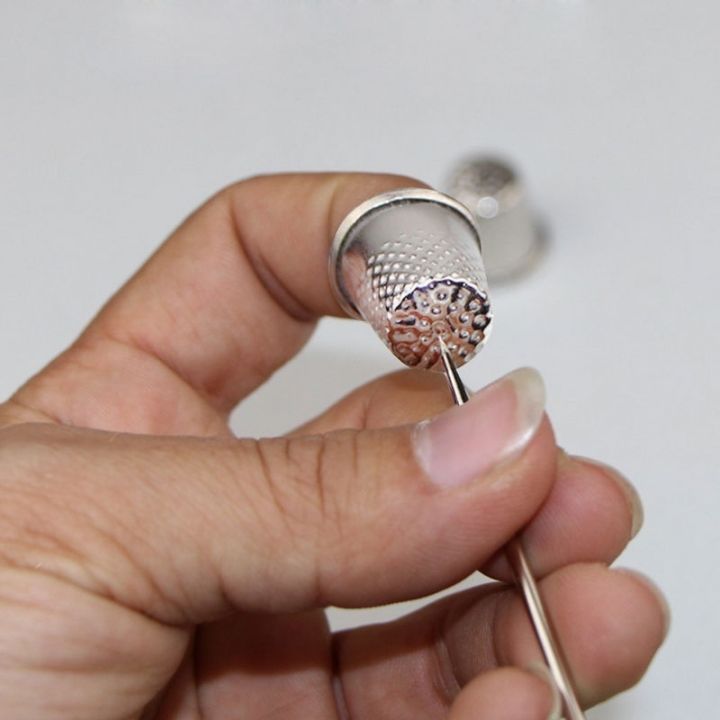 Antique%20Hard%20Metal%20Brass%20Sewing%20Thimble%20Needles%20Partner%20Finger%20Protector%20DIY%20Sewing%20Tools%20-%20Image%204