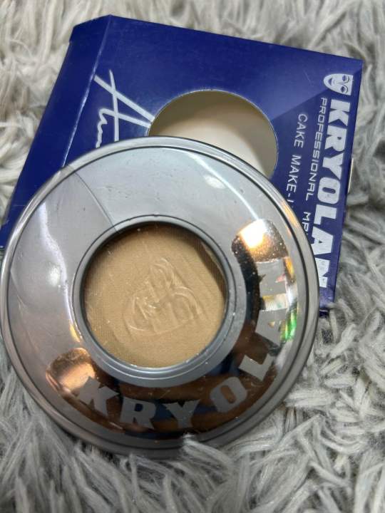 Kryolan%20professional%20Cake%20makeup%20IVORY%20-%20Image%203