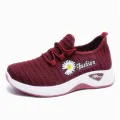 Trendy Mesh Non-Leather Casual Shoes for Outdoor Spring and Summer Low-Top Running Students with Soft Bottom. 