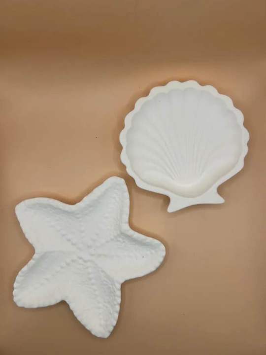 Beach%20Decor%20Bundle%20%7C%20Coastal%20Home%20Accent%20Set%20%7C%20Starfish,%20Shell%20&%20Surfboard%20Trinkets%20-%20Image%202