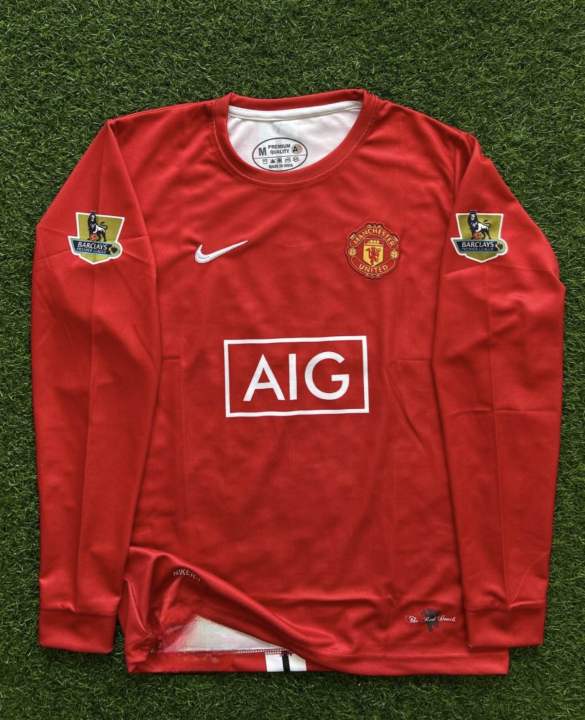 Premium%20Quality%20Cristiano%20Ronaldo%20Man%20United%20Red%20AIG%20Retro%20Away%20Jersey%20Full%20Sleeve%20-%20Image%203