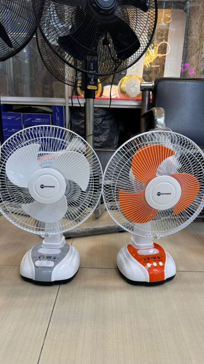 SK%20Diffender%2012"%20Rechargeable%20Fan%20Made%20in%20China.%20-%20Image%202