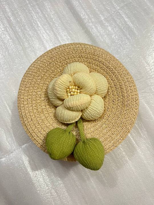 Thai%20Imported%20Handwoven%20Straw%20Crossbody%20Bag%20-%20Daisy%20Flower%20Design%20-%20Image%206
