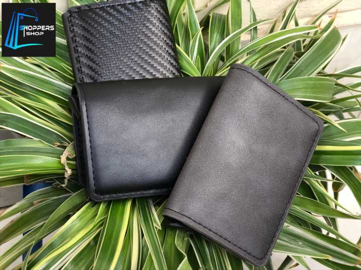 Ultra%20Slim%20RFID%20Card%20Holder%20-%20Unbuttoned%20Black%20%7C%20Minimalist%20Auto%20Pop-up%20PU%20Leather%20Wallet%20for%20Unisex%20%7C%20Secure%20Cash%20&%20Cards%20-%20Image%205