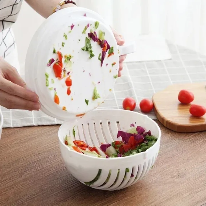 Effortless%20Kitchen%20Prep%7C%20Vegetable%20Salad%20Cutter%20Bowl%20for%20Quick%20and%20Easy%20Slicing%20-%20Image%204