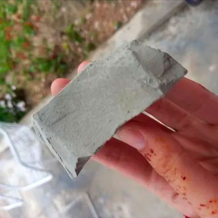 Gachi%20Mitti%20Uclays%20BENTONITE%20Edible%20Clay%20250g%20-%20Image%204