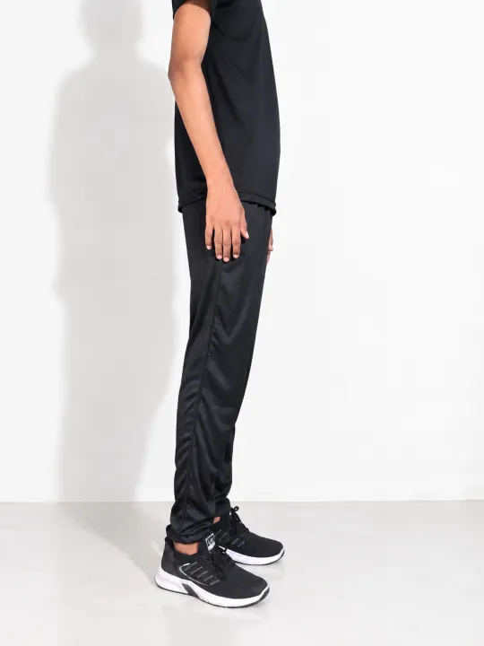 Men's%20Premium%20Black%20Summer%20Tracksuit%20%7C%20T-Shirt%20&%20Trouser%202%20Piece%20Set%20-%20Image%203