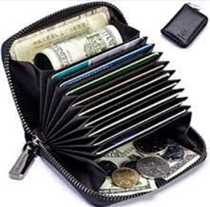 Genuine%20Leather%20Wallet%20for%20men-%20Stylish%20leather%20Wallet%209%20Card%20holder%20Pockets%20%202%20CASH%20AND%20KEY%20POCKETS%20Leather%20Decent%20Smart%20and%20Long%20lasting%20Brown%20-%20Image%205