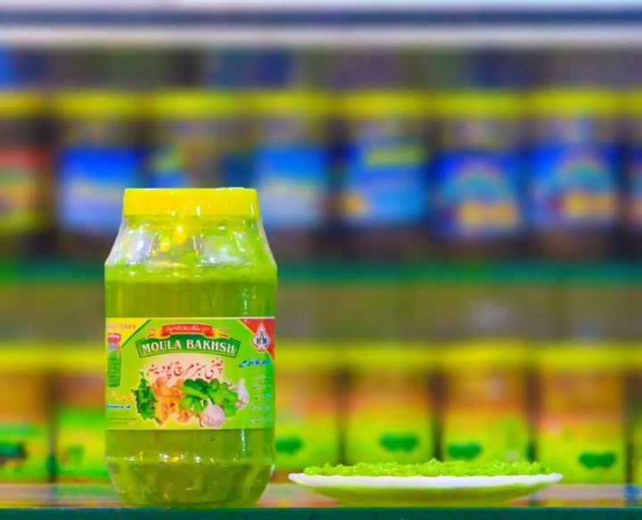 SHIKARPUR GREEN CHATNI WITH SPECIAL INGREDIENTS (1KG-JAR)