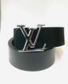 Lv gold buckleFashion rubber belt style. 