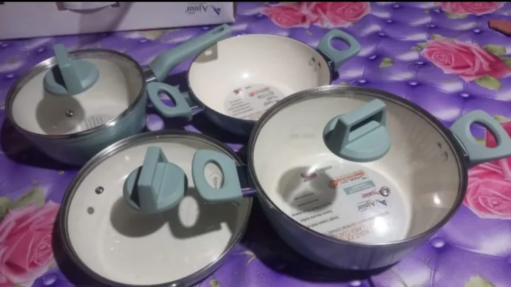 Prestiege%20/%20MGC%207%20Pcs%20Induction%20Cookware%20Set%20For%20Superior%20Release%20-1Pc%20Casserol,%201Pc%20Fry%20pan,%201Pc%20Karai,%201Pc%20Milk%20pan%20and%203%20lids%20Gift%20And%20Home%20Use%20-%20Image%203