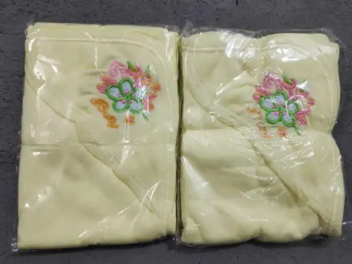 Lovely%20Care%20Baby%20Hooded%20Bath%20Towel%20For%20Newborns%20Infants%20&%20Toddlers%20Boys%20&%20Girls%20-%20Image%204