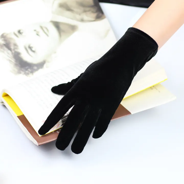 Simple%20Wedding%20Bridal%20Black%20Short%20Gloves%20Cozy%20Velvet%20Handschuh%20Wrist%20Finger%20Brides%20Bridesmaid%20Gloves%20-%20Image%205