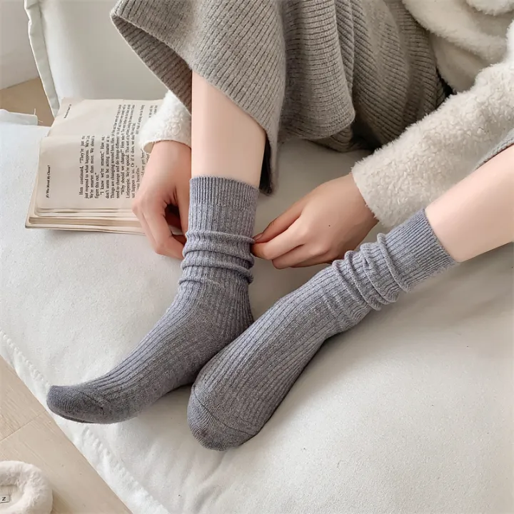 Retro%20Women%20Socks%20Japanese%20Style%20Autumn%20New%20Solid%20Color%20Warm%20Home%20Simple%20Crew%20Socks%20Girls%20Breathable%20Casual%20Striped%20Loose%20Socks%20-%20Image%203