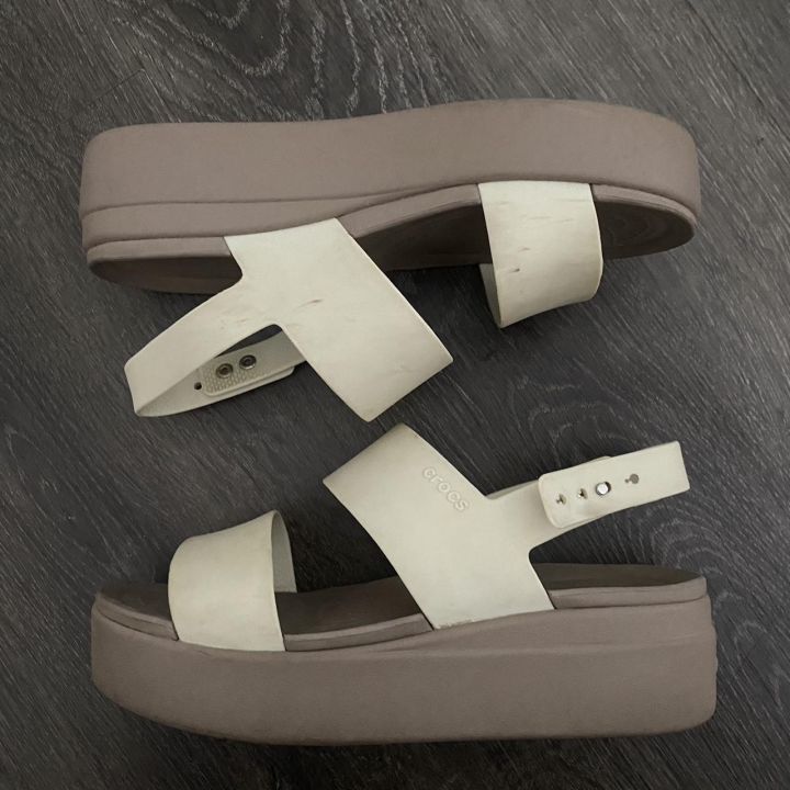 Crocs%20LiteRide%20Women%E2%80%99s%20Mid%20Wedge%20Comfy%20Sandals%20-%20Image%208