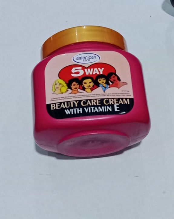 Moist%20Your%20Skin%20with%205%20way%20Cream%20Family%20Pack%20-%20Image%203